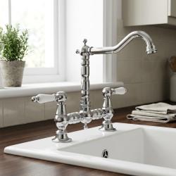 chrome-kitchen-faucet-vintage-style